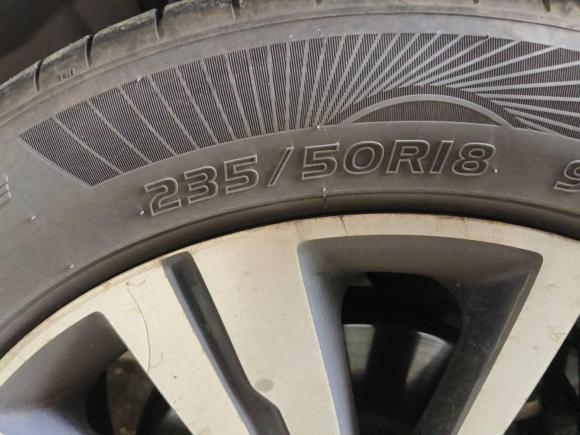 [深圳·粤B] 二手荣威荣威RX5新能源2017款 eRX5 50T 混动互联尊贵旗舰版