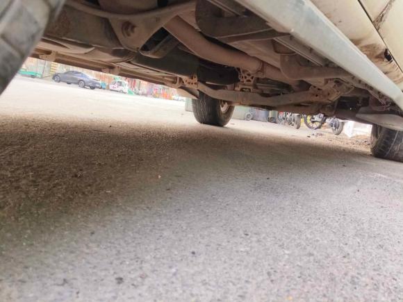 [青岛·鲁U] 二手江铃驭胜S3502013款 2.4T 自动两驱柴油豪华版5座