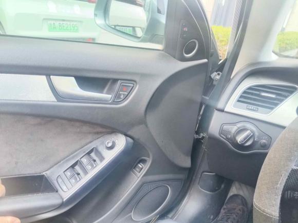 [杭州·浙A] 二手奥迪奥迪A4L2010款 2.0 TFSI 运动型