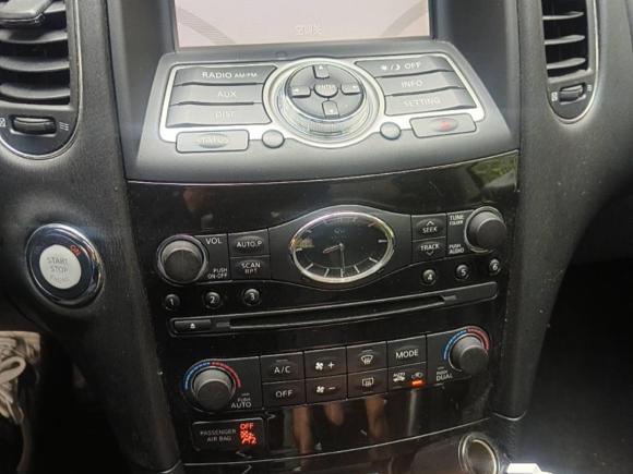 [上海·沪B] 二手英菲尼迪英菲尼迪QX502015款 2.5L 舒适版