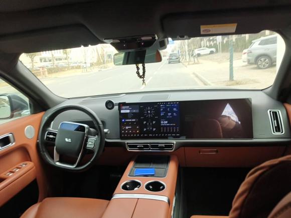 [上海·沪A] 二手理想汽车理想L92022款 Max