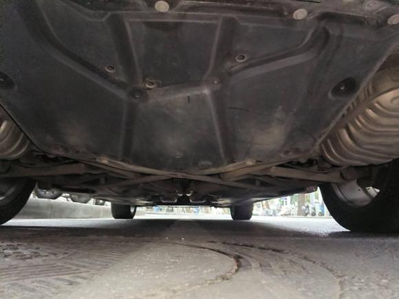 [广州·粤A] 二手奔驰奔驰R级2017款 R 320 4MATIC 豪华型臻藏版