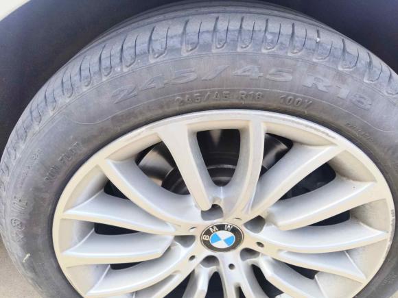 [济南·鲁Q] 二手宝马宝马5系2014款 525Li 豪华设计套装