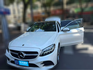 奔驰奔驰C级2019款 C 260 L 运动版