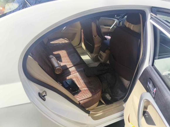 [南京·苏A] 二手吉利汽车帝豪2017款 三厢百万款 1.5L CVT豪华型