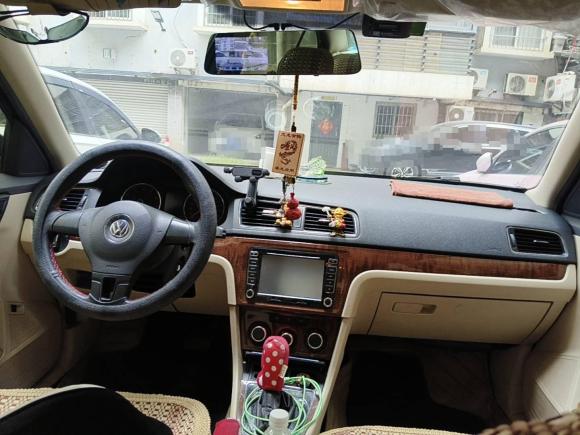 [武汉·鄂A] 二手大众朗逸2013款 改款 1.4TSI DSG舒适版