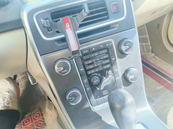 [温州·浙C] 二手沃尔沃沃尔沃S602012款 1.6T DRIVe 舒适版