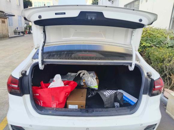 [上海·苏N] 二手荣威荣威i52021款 1.5L CVT钻石版