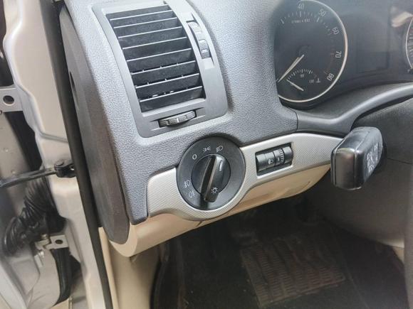 [苏州·苏E] 二手斯柯达明锐2015款 经典款 1.6L 手动逸杰版