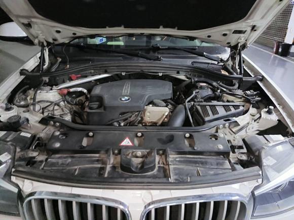 [上海·沪A] 二手宝马宝马X32014款 xDrive20i X设计套装