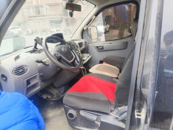 [上海·沪A] 二手大通新途V802019款 2.5T经典款AMT傲运通长轴中顶7座