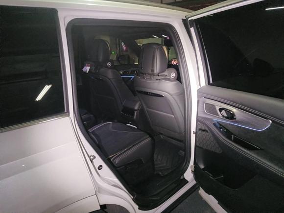 [上海·沪A] 二手广汽传祺传祺GS82022款 双擎系列 2.0TM 两驱尊贵版 （六座）