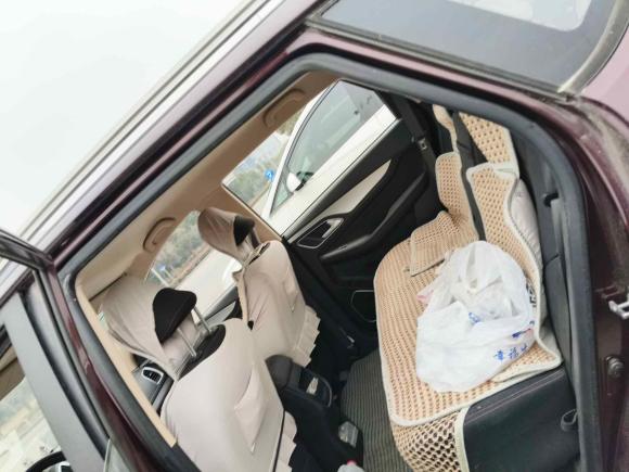 [上海·沪C] 二手宝骏宝骏5602015款 1.8L 手动舒适型