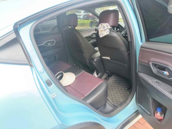 [上海·沪A] 二手思铭东风本田M-NV2023款 尚逸版