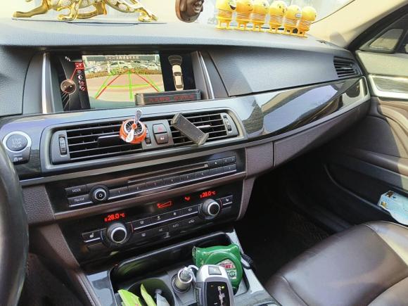 [青岛·鲁B] 二手宝马宝马5系2017款 525Li 豪华设计套装