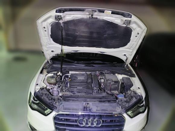 [武汉·鄂A] 二手奥迪奥迪A32014款 Sportback 35 TFSI 自动舒适型