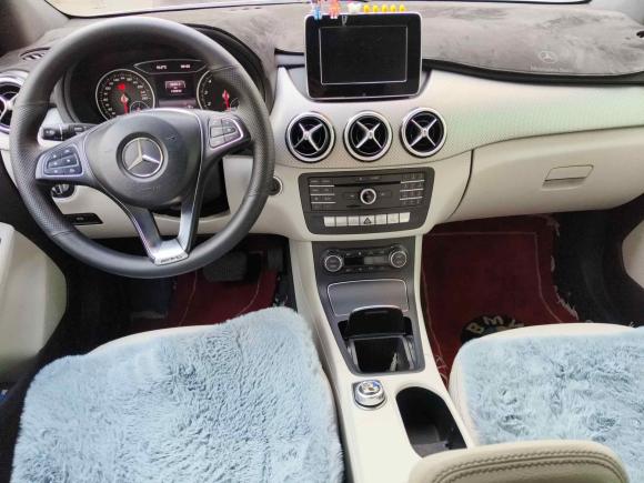 [济南·鲁A] 二手奔驰奔驰B级2015款 B 200 时尚型