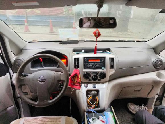 [武汉·鄂A] 二手日产日产NV2002016款 改款 1.6L 手动豪华型