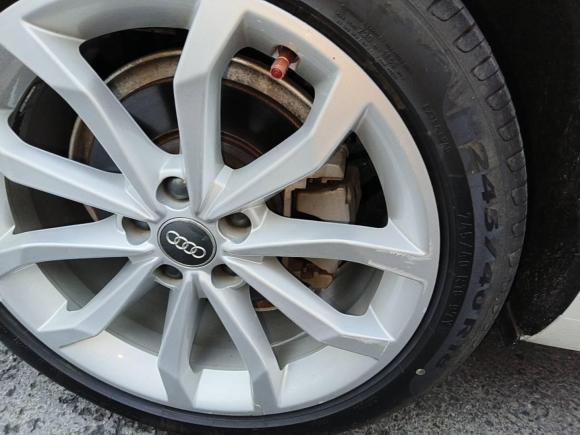 [合肥·皖S] 二手奥迪奥迪A4L2018款 30周年年型 40 TFSI 时尚型