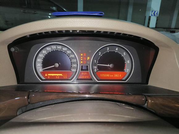 [杭州·浙A] 二手宝马宝马7系2005款 750Li