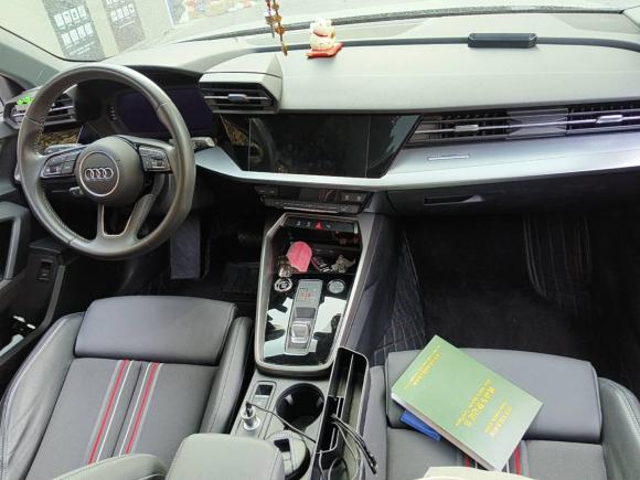 [上海·沪D] 二手奥迪奥迪A32021款 A3L Limousine 35 TFSI 时尚运动型