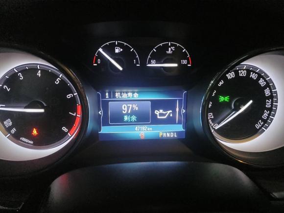 [青岛·鲁B] 二手别克威朗2017款 三厢 15S 自动领先型