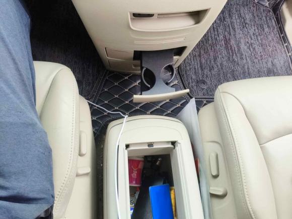 [上海·沪C] 二手别克别克GL82017款 25S 尊贵型 国V