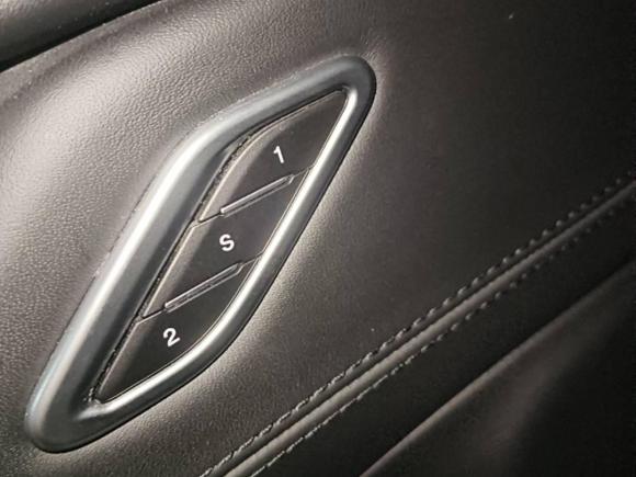 [上海·沪B] 二手玛莎拉蒂Levante2018款 3.0T 运动版