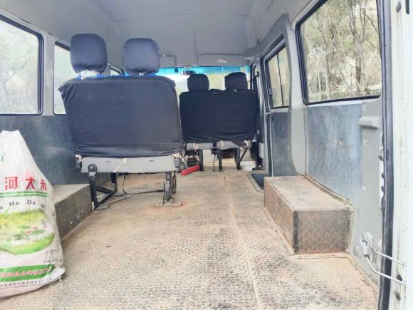 [苏州·苏E] 二手依维柯依维柯得意2017款 2.5T A35客车5-7座47Z5