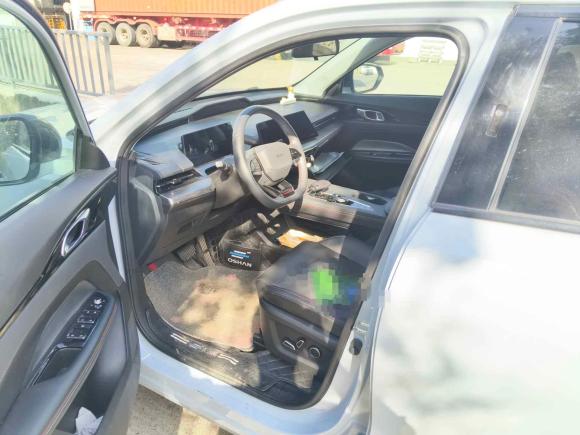 [上海·苏H] 二手长安欧尚长安欧尚Z62022款 蓝鲸 1.5T DCT智航型