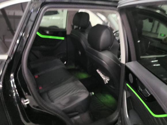 [南通·苏F] 二手红旗红旗HS52022款 2.0T 智联旗领版