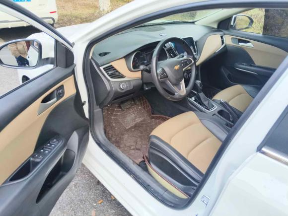 [苏州·苏U] 二手雪佛兰科鲁泽2022款 320 自动悦享天窗版