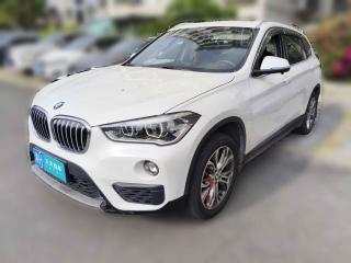 宝马宝马X12018款 sDrive20Li 领先型