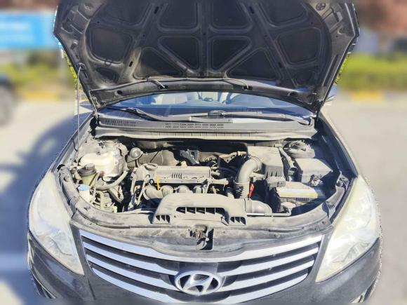 [无锡·苏M] 二手现代悦动2011款 1.6L 自动豪华型