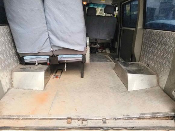 [上海·赣F] 二手依维柯依维柯得意2017款 2.5T A35客车5-7座47Z5