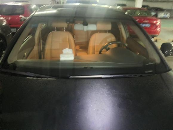 [上海·沪K] 二手奥迪奥迪A6L2010款 2.0 TFSI 手动标准型