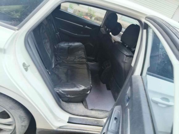 [义乌·浙G] 二手威马汽车威马E.52021款 500 即客行