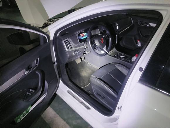 [上海·沪A] 二手荣威荣威i6新能源2019款 PLUS 50T 互联网荣耀旗舰版