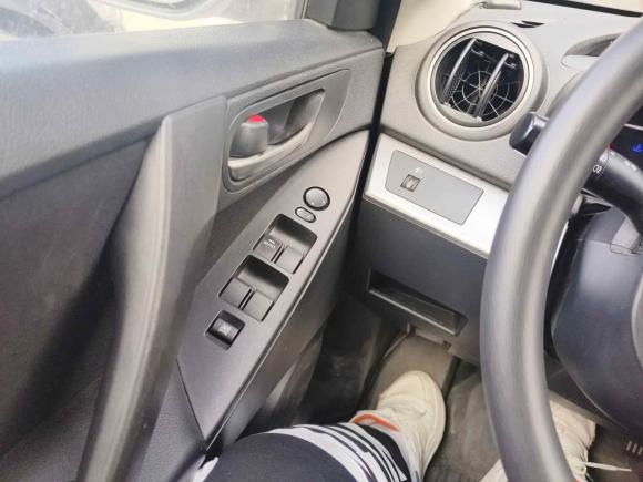 [无锡·苏B] 二手马自达马自达3星骋2013款 两厢 1.6L 自动精英型