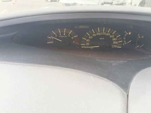 [青岛·鲁B] 二手丰田普瑞维亚2004款 2.4L AT