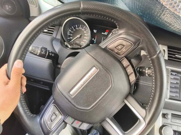 [温州·浙C] 二手路虎揽胜极光2014款 2.0T 5门耀动版