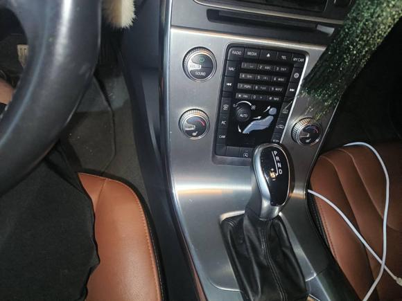 [苏州·苏E] 二手沃尔沃沃尔沃S602016款 S60L T4 智远版