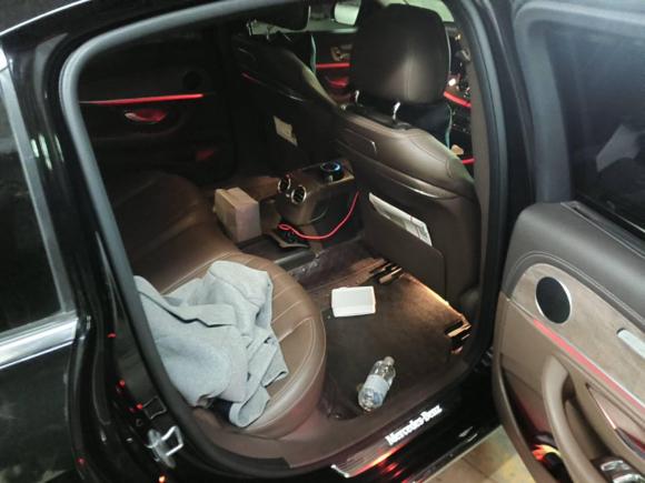 [温州·浙C] 二手奔驰奔驰E级2017款 E 300 L 豪华型