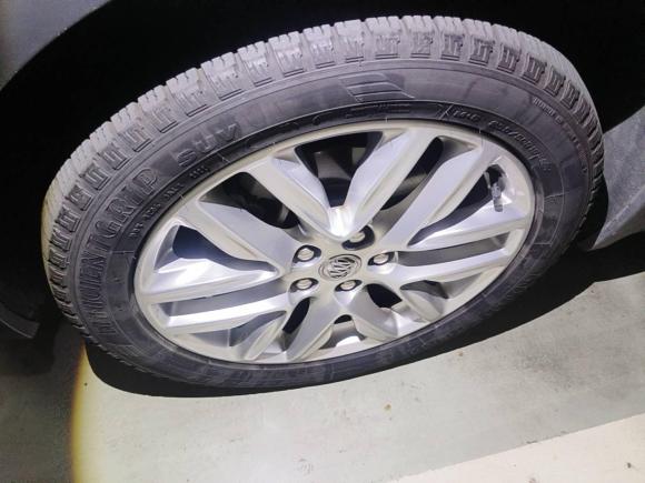 [上海·沪B] 二手别克昂科威Plus2020款 28T 四驱精英型