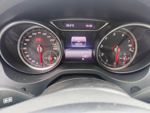 [南通·苏F] 二手奔驰奔驰GLA2018款 GLA 200 动感型