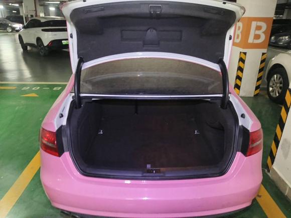 [深圳·粤B] 二手奥迪奥迪A4L2015款 35 TFSI 自动舒适型