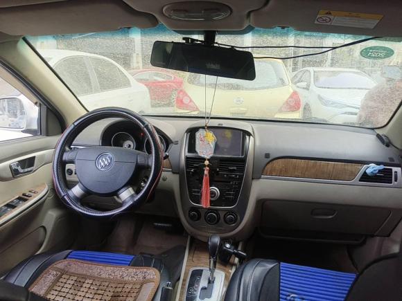 [西安·陕U] 二手别克凯越2015款 1.5L 自动经典型