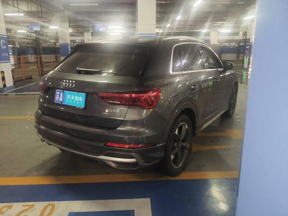 [南京·苏A] 二手奥迪奥迪Q32021款 35 TFSI 时尚动感型