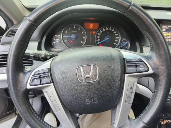 [苏州·苏E] 二手本田歌诗图2012款 2.4L 豪华版