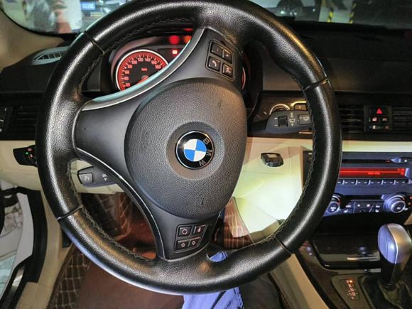 [成都·川A] 二手宝马宝马3系2011款 325i 时尚型